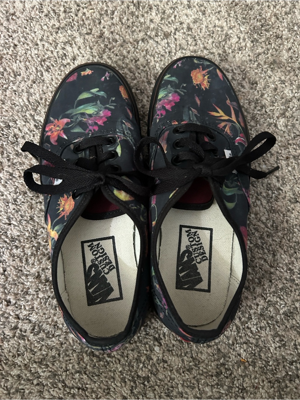 Vans Women's Black Floral Lace-Up Sneakers